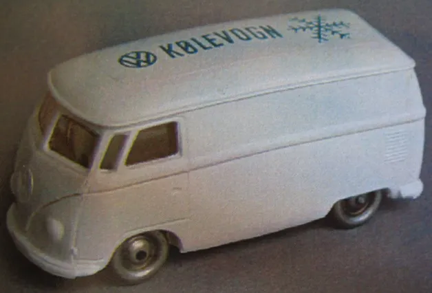 HO Scale, VW Van with White Base and KØLEVOGN Pattern