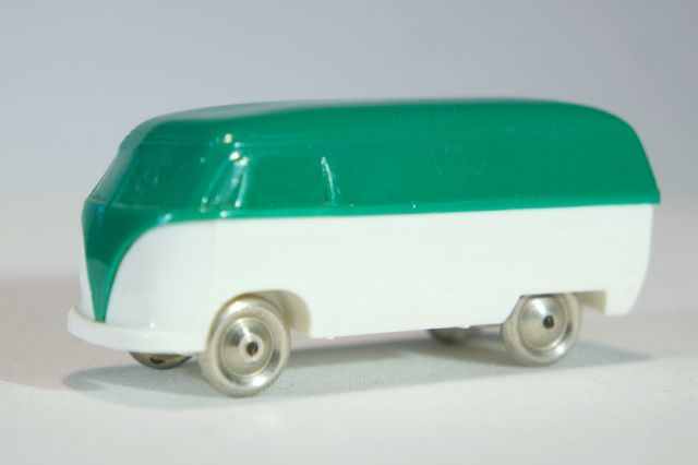 HO Scale, VW Van with White Base