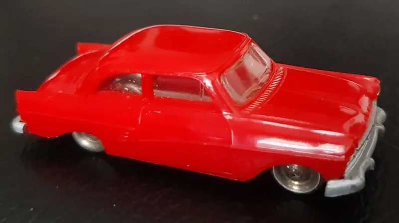 HO Scale, Ford Taunus 17M Sedan (1950's model)