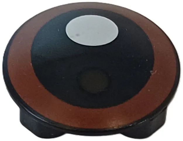 Plate, Round 2 x 2 with Rounded Bottom (Boat Stud) with Reddish Brown Eye with White Circle Pattern (SW Ewok Eye)