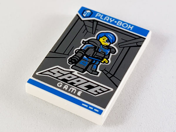 Tile 2 x 3 with 'PLAY-BOX', 'SPACE GAME' and Collectible Minifigures Series 16 Cyborg Pattern