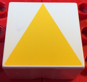 Duplo, Tile 2 x 2 x 1 with Shape Yellow Isosceles Triangle Pattern
