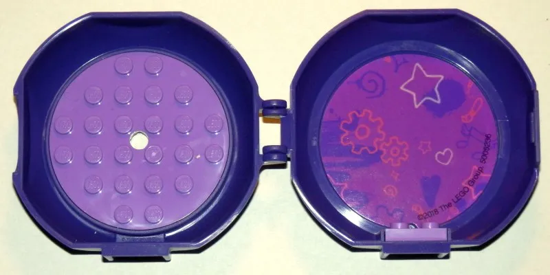 Container, Pod with Medium Lavender 6 x 6 Round Plate and Medium Lavender 1 x 2 Plate with Friends Pattern (Stickers) - Set 5005236