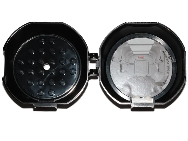 Container, Pod with Black 6 x 6 Round Plate and White 1 x 2 Plate with Star Wars Pattern (Sticker) and Hologram - Set  5005376