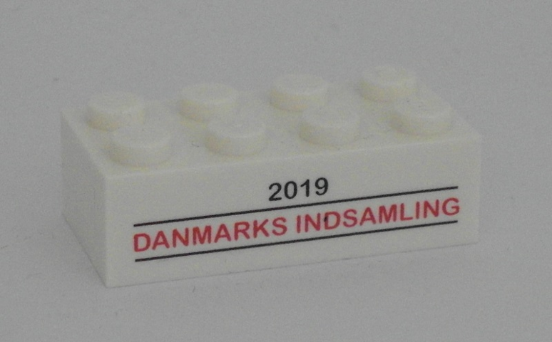 Brick 2 x 4 with '2019 DANMARKS INDSAMLING' Pattern