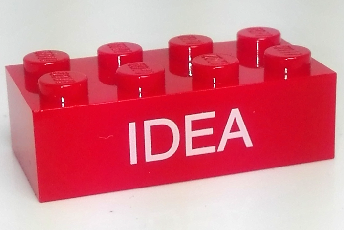 Brick 2 x 4 with White 'IDEA' Pattern