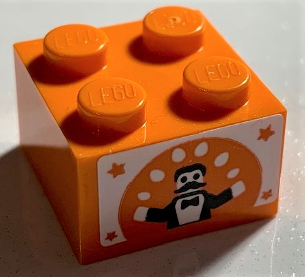 Brick 2 x 2 with Juggling Magician, Stars on White Background Pattern (Sticker) - Set 75978