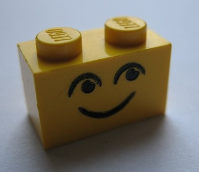 Brick 1 x 2 with Eyes and Smile and Eyebrows Pattern