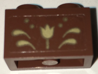 Brick 1 x 2 with Gold Flower and Scrollwork Pattern (Sticker) - Set 41068