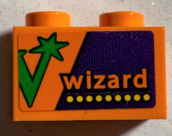 Brick 1 x 2 with 'wizard' and Yellow Dots on Dark Purple Background, Partial Green Letter W Pattern (Sticker) - Set 75978