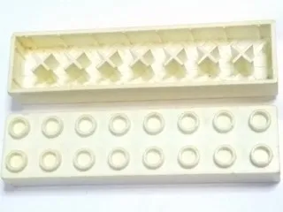 Minitalia Brick 2 x 8 with Bottom X Supports