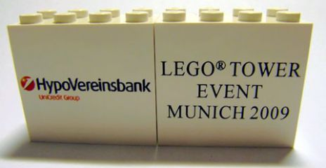 Brick 2 x 4 x 3 with LEGO Tower Event Munich 2009 Pattern and HypoVereinsbank Logo on Reverse