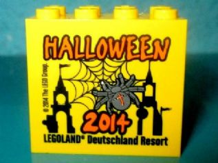 Brick 2 x 4 x 3 with Legoland Deutschland Resort Halloween 2014 Spider Pattern
