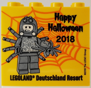 Brick 2 x 4 x 3 with Legoland Deutschland Resort Happy Halloween 2018 Pattern