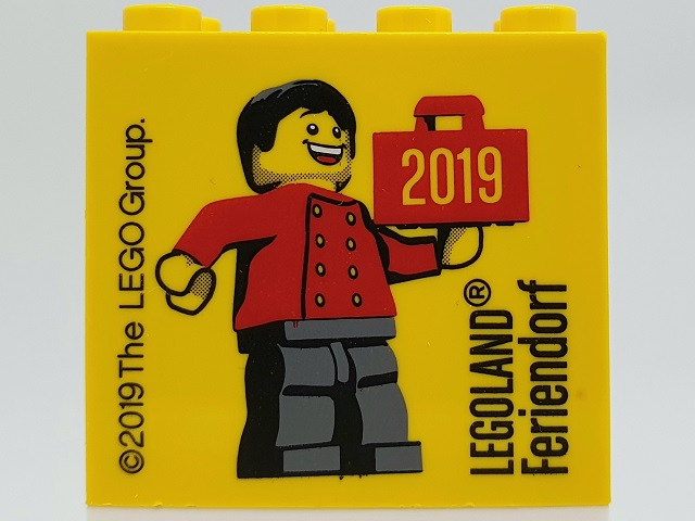 Brick 2 x 4 x 3 with LEGOLAND Feriendorf 2019 Pattern