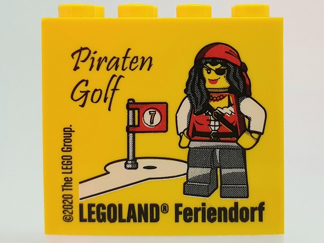 Brick 2 x 4 x 3 with Piraten Golf LEGOLAND Feriendorf Pattern (2020 Version)