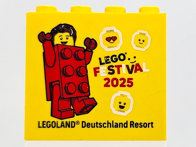 Brick 2 x 4 x 3 with LEGO FESTIVAL 2025 LEGOLAND Deutschland Resort and Red Brick Suit Guy Minifigure Pattern