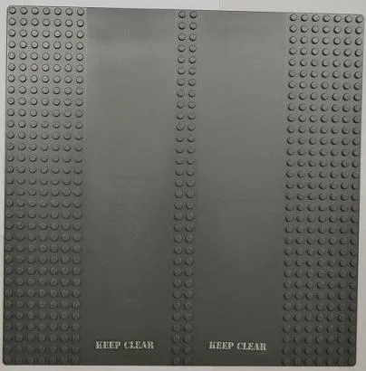 Baseplate, Road 32 x 32 7-Stud Straight with Double Driveway with 2x 'KEEP CLEAR' Pattern (Stickers) - Set 3368