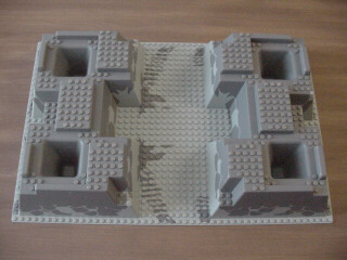 Baseplate, Raised 32 x 48 x 6 with 4 Corner Pits with Rock Raiders Pattern