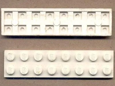 Plate 2 x 8 with Waffle Bottom