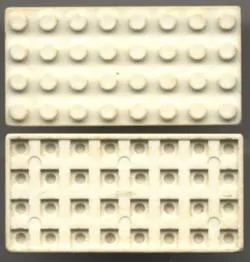 Plate 4 x 8 with Waffle Bottom