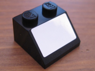 Slope 45 2 x 2 with Rectangular Mirror Pattern (Sticker) - Set 5770