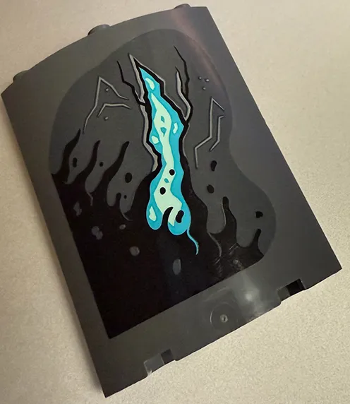 Cylinder Quarter 4 x 4 x 6 with Black Slime, Cracks and Medium Azure Lava Pattern Model Left Side (Sticker) - Set 70437