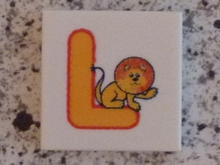 Tile 2 x 2 with Letter L Yellow with Lion Pattern