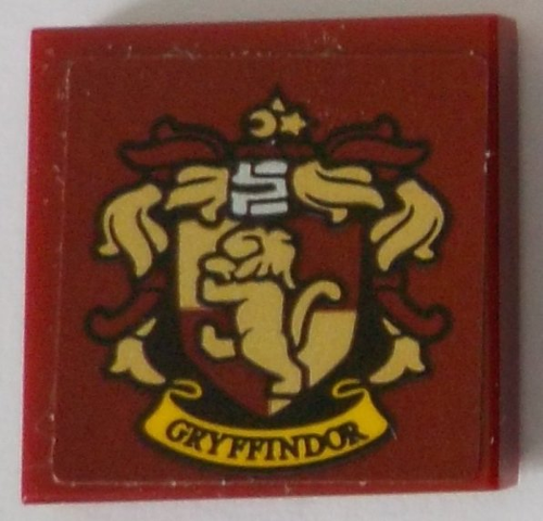 Tile 2 x 2 with HP 'GRYFFINDOR' House Crest on Dark Red Background Pattern (Sticker) - Set 71043