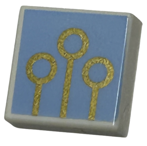 Tile 1 x 1 with 3 Gold Circles on Posts on Bright Light Blue Background Pattern (HP Quidditch Hoops / Goals)