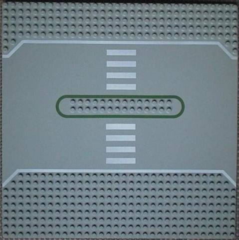 Baseplate, Road 32 x 32 Service Station with White & Green Lines and Crosswalk Pattern