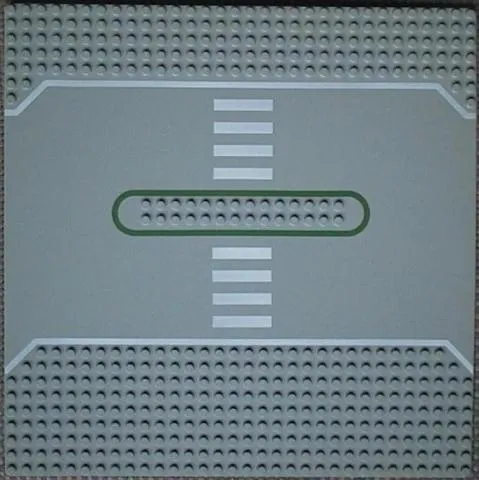 Baseplate, Road 32 x 32 Service Station with White & Green Lines and Crosswalk Pattern
