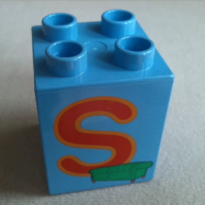 Duplo, Brick 2 x 2 x 2 with Letter S and Sofa / Couch Pattern