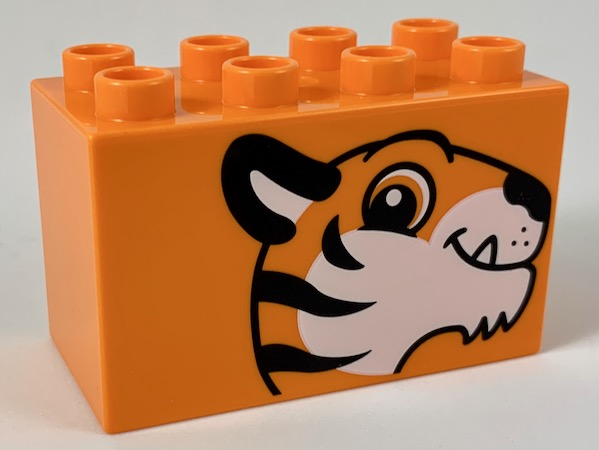 Duplo, Brick 2 x 4 x 2 with Tiger Head Pattern