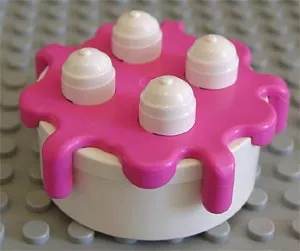 Duplo Cake with Dark Pink Frosting