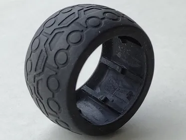 Duplo, Toolo Tire with Circles and Trapezoids