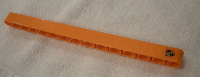 Technic, Liftarm Thick 1 x 15 with Porsche Logo Pattern (Sticker) - Set 42056