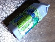 Scala Accessories Carton Milk, Label with Apple and Grapes Pattern (Sticker) - Set 3290