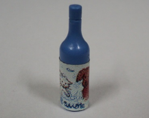 Scala Accessories Bottle Wine with Label with White Cat and Brown Dog Pattern (Sticker) - Set 3110