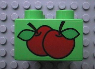 Duplo, Brick 2 x 2 with 2 Apples Pattern