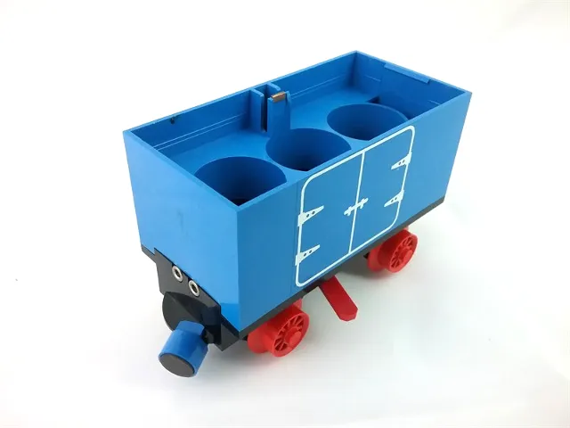 Train Battery Box Car with Two Contact Holes, Red Switch Lever, Blue and Red Magnets, and Red Wheels with Hinged Doors Pattern on Both Sides (Stickers) - Set 7720