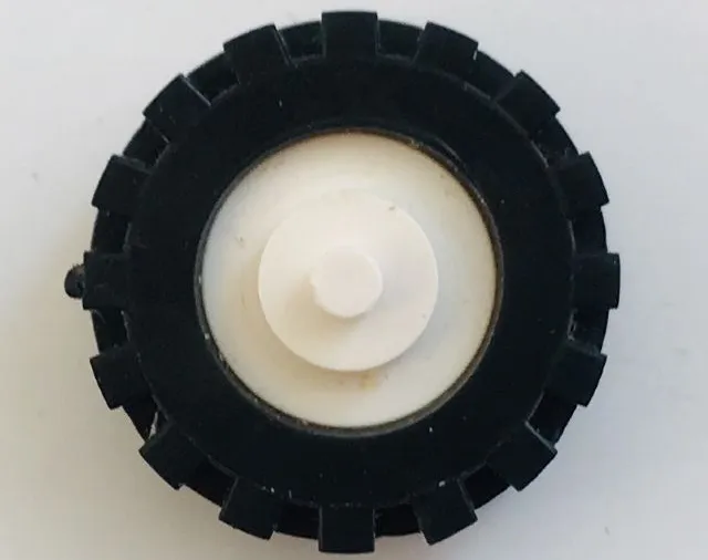 Wheel Center Small with Stub Axles (Pulley Wheel) with Black Tire 15mm D. x 6mm Offset Tread Small (3464 / 3641)