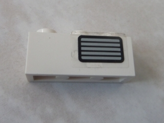 Brick 1 x 3 with Grille Pattern Model Right Side (Sticker) - Set 5561