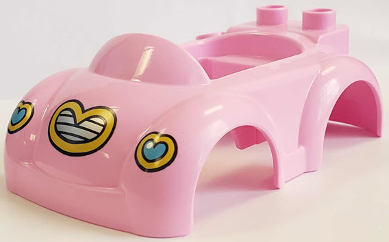 Duplo Car Body with 2 Studs on Back, Small Windshield and Hitch with Heart Headlights and Grille Pattern