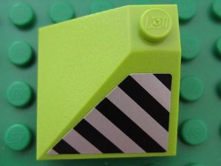 Slope 33 3 x 3 Double Convex with Danger Stripes Pattern Model Right Side (Sticker) - Set 8190