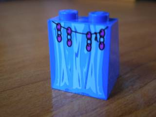 Slope 65 2 x 2 x 2 with Bottom Tube with Minifigure Dress / Skirt / Robe, HP Professor Trelawney Pattern