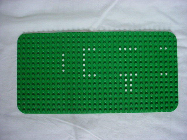 Baseplate 16 x 32 with Rounded Corners and Set 356/540 Dots Pattern