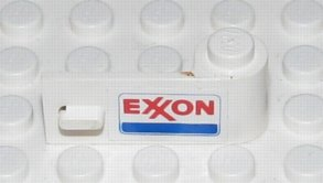 Door 1 x 3 x 1 Right with Exxon Logo Pattern (Sticker) - Set 6696
