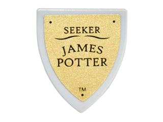 Minifigure, Shield Triangular Short with 'SEEKER JAMES POTTER' on Gold Background Pattern (Sticker) - Set 4842
