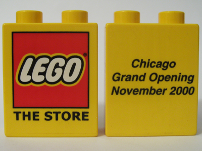 Duplo, Brick 1 x 2 x 2 with The LEGO Store Chicago 2000 Opening Pattern